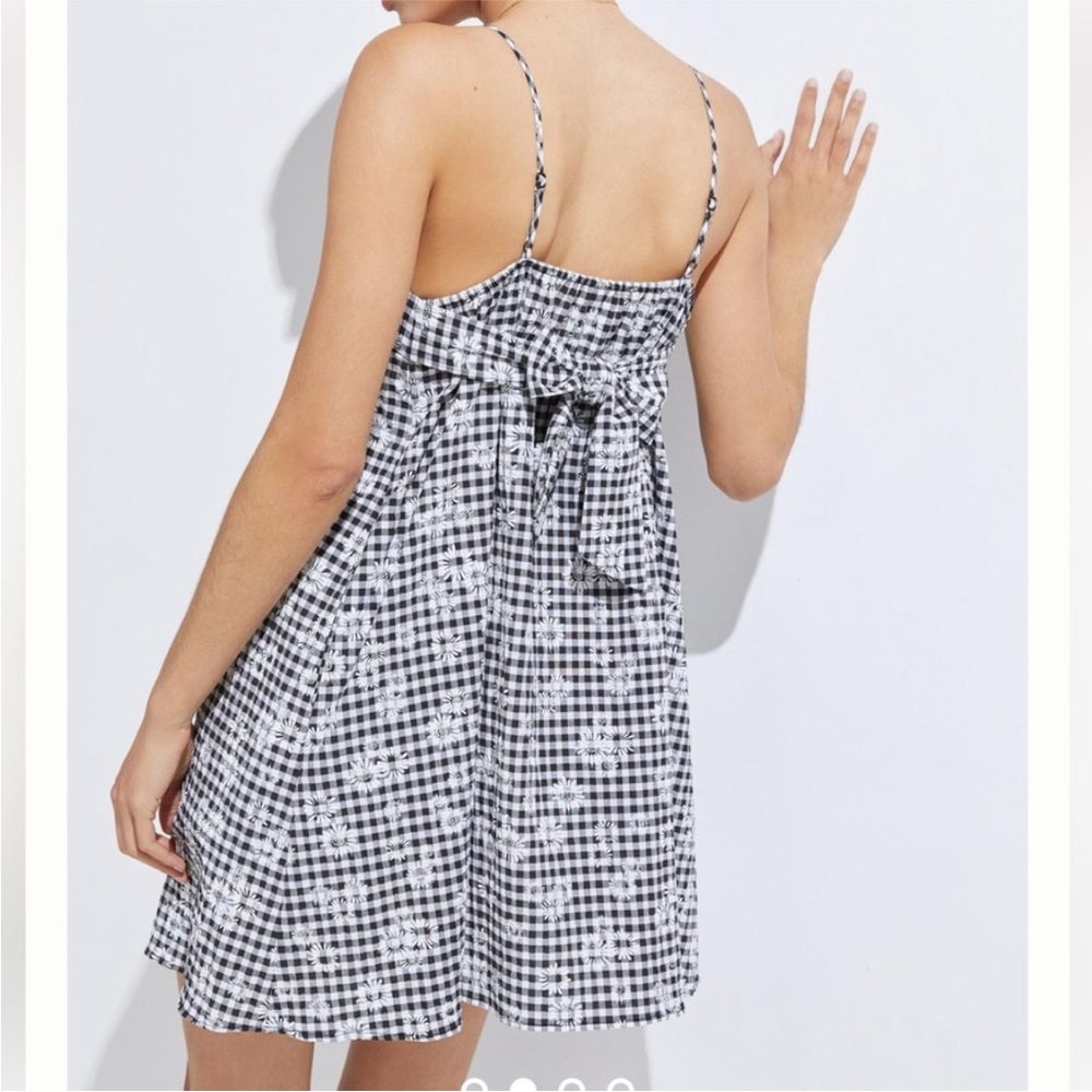 LIKE NEW Amadi by Anthropologie Gingham Daisy Mini Bow Dress - Picture 8 of 10